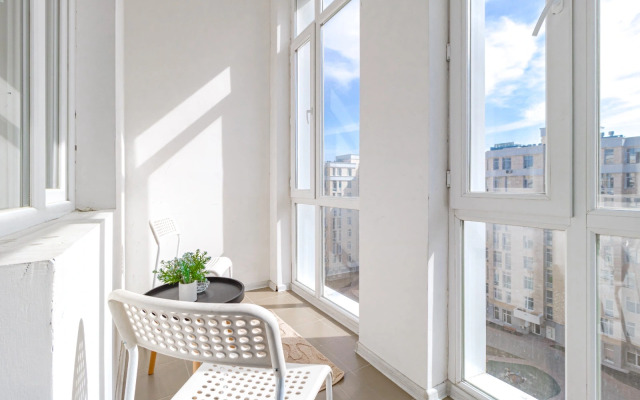 Svetlye I Uyutnye Ryadom S Ekspo Apartments