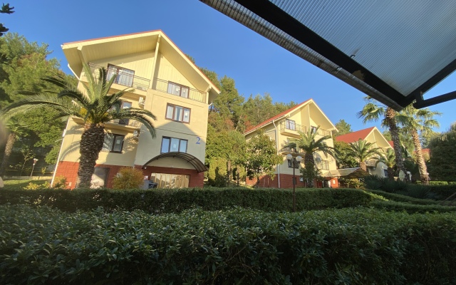 Divny Ozdorovitelny Kompleks Hotel