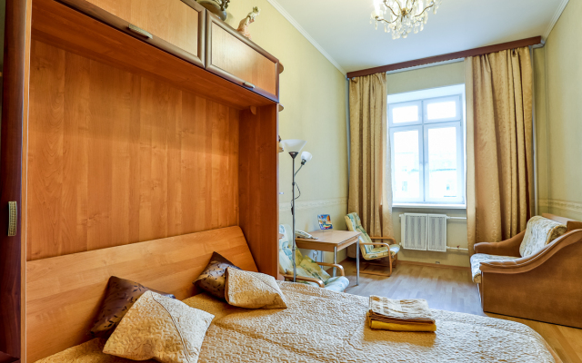Na Petrogradskoy Apartments