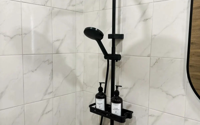 Dvukhkomnatnaya Lyuks Na Zelenoy 7a Flat