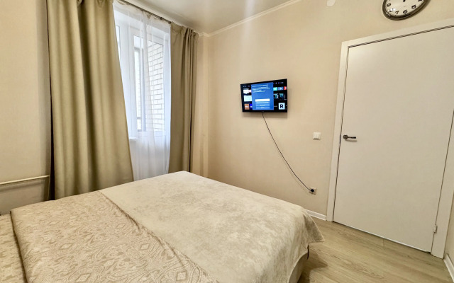 Квартира Однушка с Кроватью и Диваном на Кухне