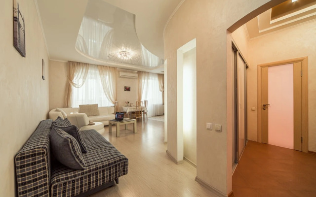 Квартира от компании Хоум Отель на Осипенко 3