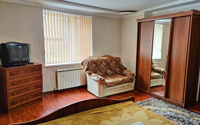 Квартира  с 2-мя Комнатами