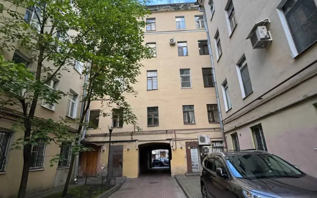 Квартира Большая Московская 11