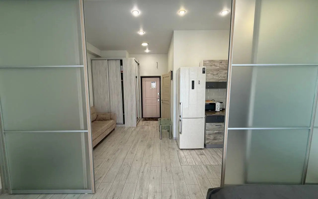 735 Na Krymskoy 89 Apartments