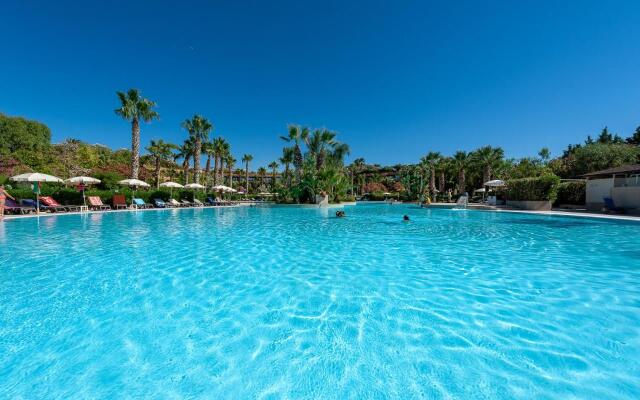Hotel Acacia Resort