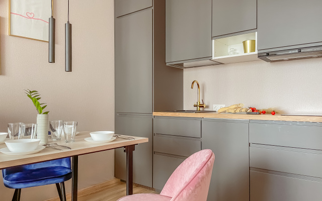 Апартаменты Двухкомнатные апартаменты с видом на Троицкий Собор