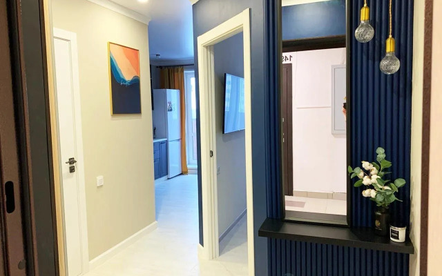 s Novyim Remontom Flat