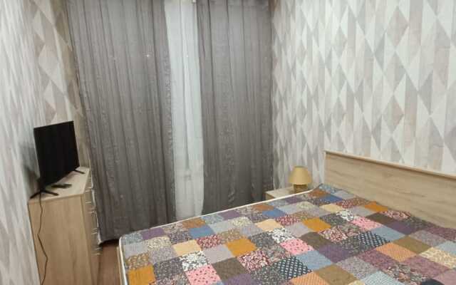 Апартаменты 4-х комнатная на Олимпийской 83