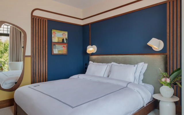 Отель Gentle Tom