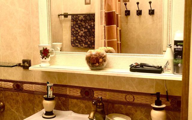 Квартира в Историческом Центре Санкт-Петербурга. Дом Театрального Работника