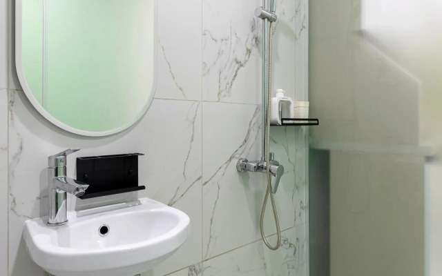 Ekonom bez Okna na Naberezhnoy Obvodnogo Kanala, 132 Apartments