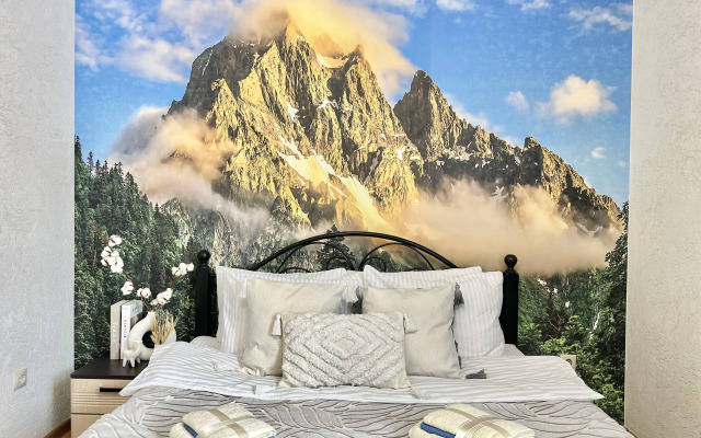 Квартира ArtHouse Dombay 5