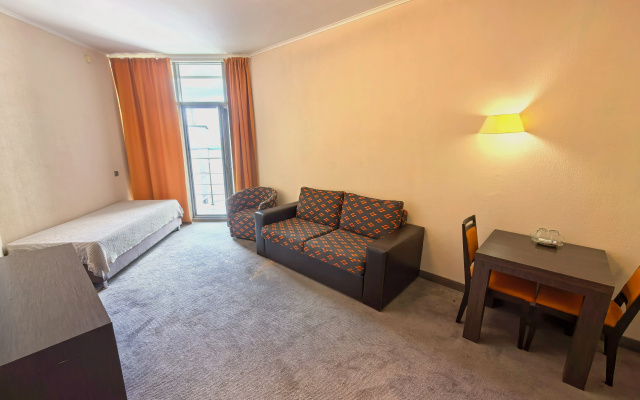 Апартаменты с двумя балконами и видом на реку №420