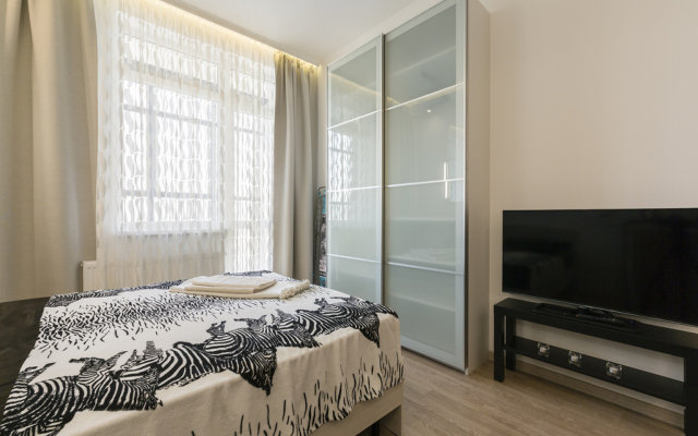 Admirala Cherkova 18/1 Flat
