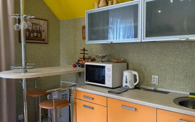 S Banej U Zvonnitsyi Monastyirya Privat House