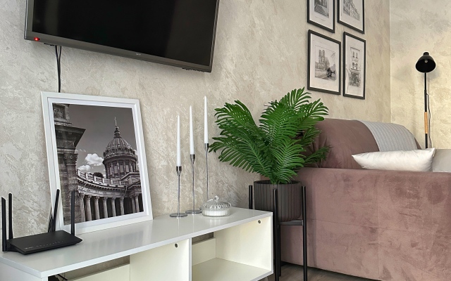 Avinon Apartments