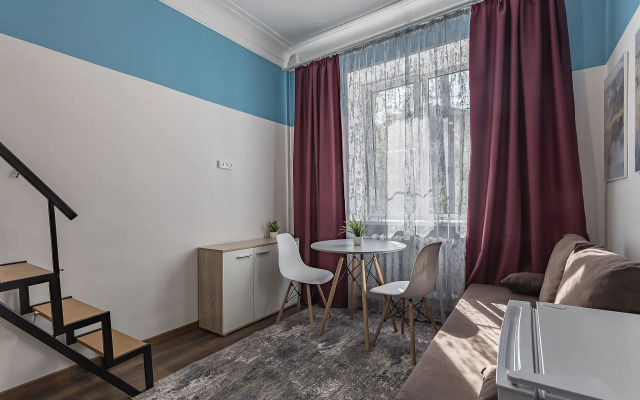 Loft 4 okolo Tts Etazhi Apartments