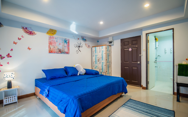 Menulis Coolly House Patong Guest House