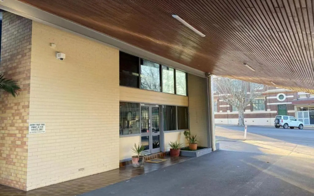 Gateway Motor Inn Mini hotel – Outside – Narrandera