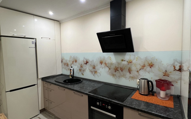 V Novom Rayone Vostok Flat