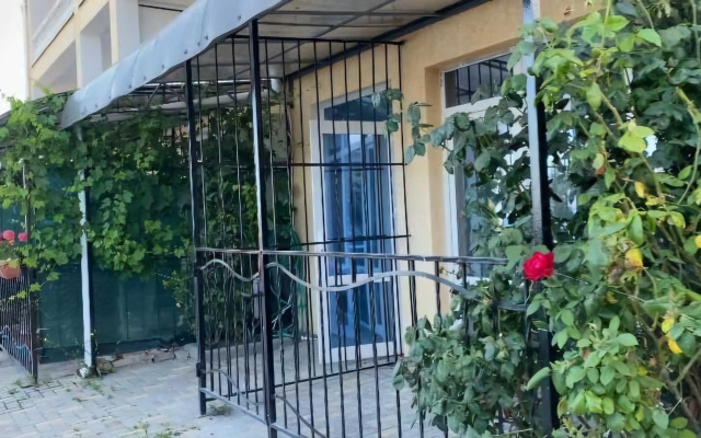 Апартаменты Лаванда. Студия с террасой и видом на море