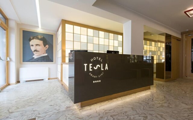 Hotel Tesla - Smart Stay