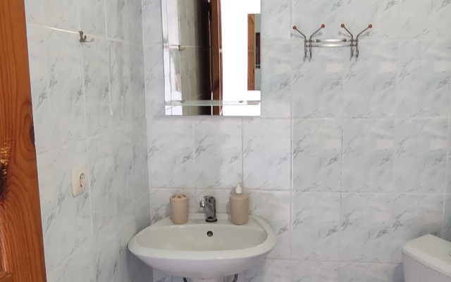 Yuzhny Briz Guest House