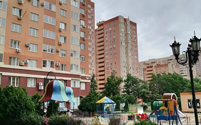 Prestizh near park Galitskogo Apartments