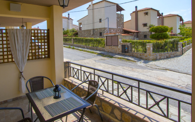 Akrogiali IV Posidi Villas