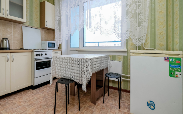 ryadom s Mntk im. Fedorova i Sk Zarya Flat