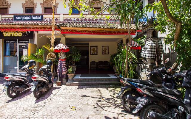 Отель Sanjaya Managed by Tinggal