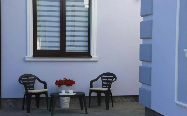 Lebediny Guest House