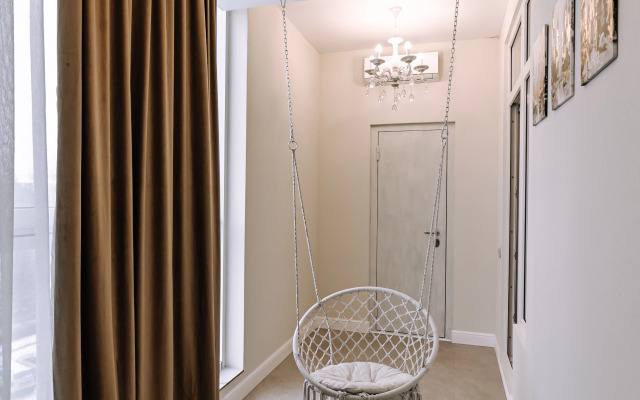 Апартаменты Urban Кот Gold