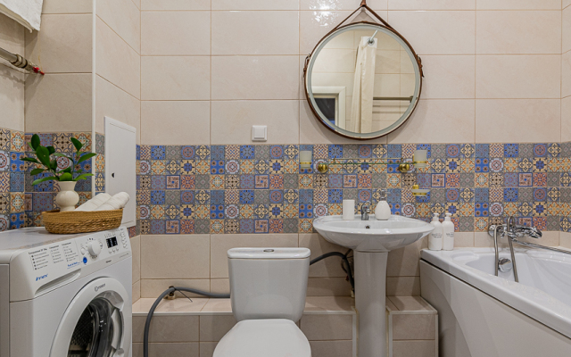 Апартаменты на Краснолесья 10/3