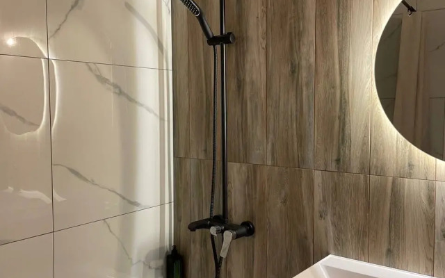 Komarova VIP Flat
