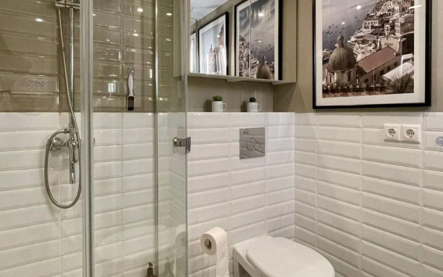 Квартира Просторная на Берегу Моря для Троих Гостей