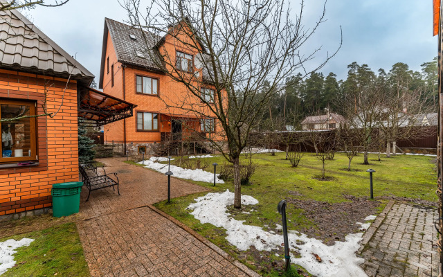 Krasnogorsk, Snt Ryabinushka, Lesnaya 55 Privat House
