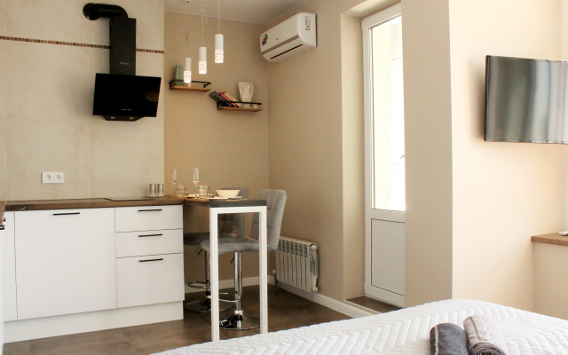 V tsentre, ryadom s Rkb im. Kuvatova Flat
