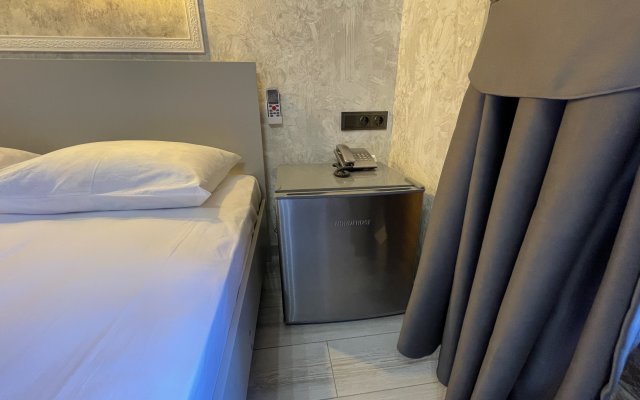 Resident Guest House