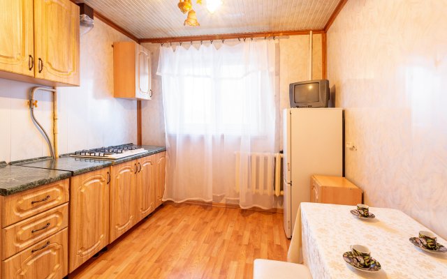 Prostornaya trexkomnatnaya Flat