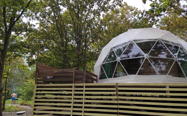 Solnechny Sklon Glamping