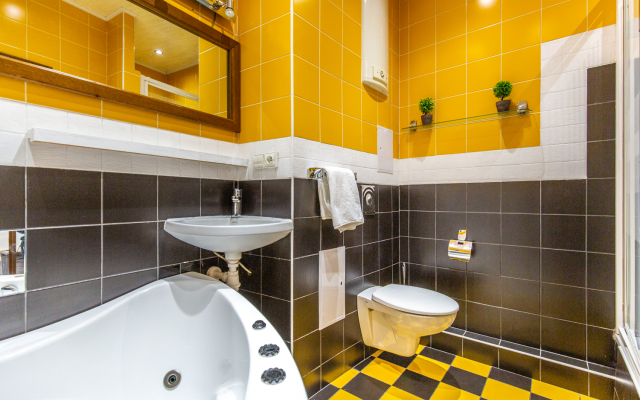 V Tsentre Okolo Zhuravinki Apartments