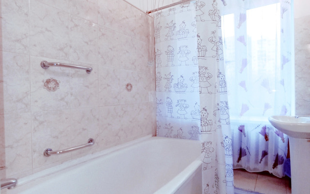 Na Prospekte Lenina 61 Flat