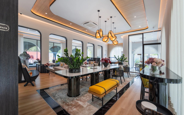 Апарт-отель The Title Legendary BangTao Beach by TropicLook