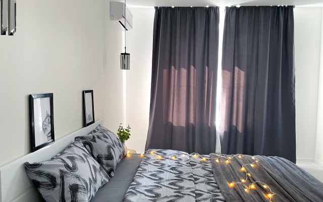Black & White Apart Apartments