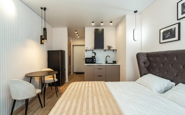 Studiya Lenina 46 Na 15 Etazhe (639) Flat