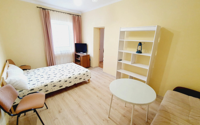 Na Zheleznodorozhnoj 12 Apartments