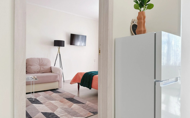 Квартира Однокомнатная Natali apart на метро Академика Янгеля