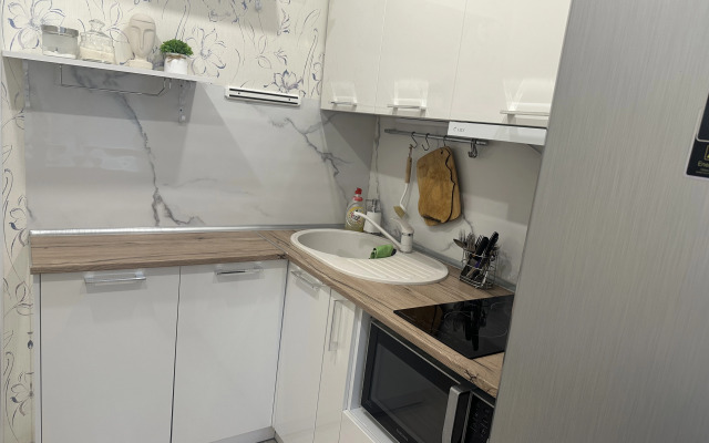 Uyutnaya Dvukhkomnatnaya S Akvariumom Flat